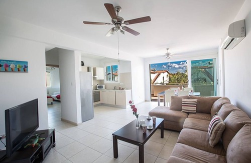 Pernera Villa | Apt Pernera Dyo - Modern 2 Bedroom Central Pernera Apt with Communal Pool
