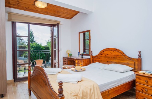Argaka Villa | Argaka Beach - 3 Bed Villa - Stunning Sea Views - Private Heated Pool