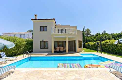 Argaka Villa | Argaka Beach Front Villas - Heated Private Pools - Amazing Sea Views - Wifi