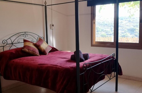 Agios Therapon House | Aristotelous House - 3 bedroom