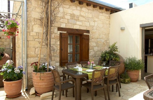 Agia Fyla Ski Chalet | Arsorama Village Homes