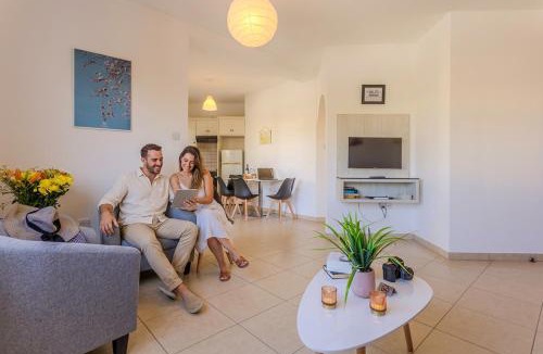 Universal Apartment | Artemis Cynthia Complex