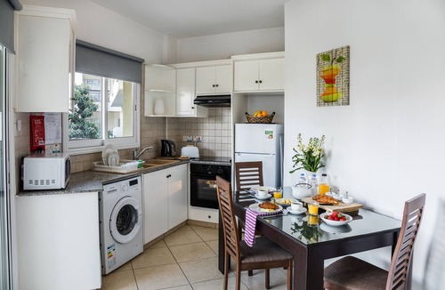 Universal Apartment | Artemis Cynthia Complex
