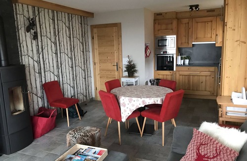 Chatel Apartment | Authenticity and comfort, free shuttle to the slopes and the center
