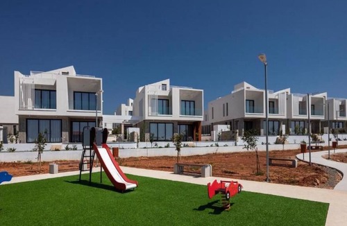 Emba Villa | Avalon 11, 4 bedroom Villa with Private Pool