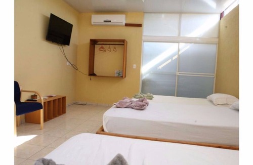 Managua Bed & Breakfast | Awesome room for couples | Perfect room for couples