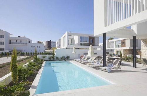Ayia Napa Villa | Ayia Napa Kube Villa KB1 - a villa that sleeps 12 guests in 5 bedrooms