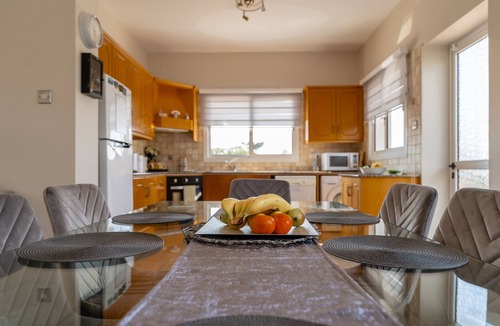 Ayia Napa Villa | AyiaNapa 3 bd Villa - 3 min to Nissi Avenue and 5 min to sandy beach.