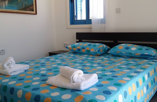 Polis House | Ayios Therissos 33 | 3bedroom villa close to Latsi beach