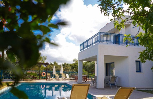 Agios Georgios Pegeias Apartment | Azzurro Holiday Villas Peyia