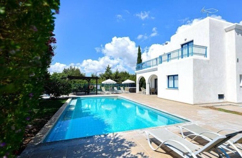 Agios Georgios Pegeias House | Azzurro Holiday Villas