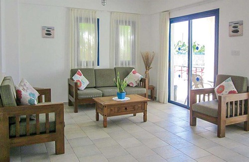 Agios Georgios Pegeias House | Azzuro 7