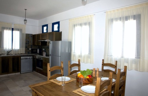 Agios Georgios Pegeias Apartment | Azzurro Luxury Holiday Villas