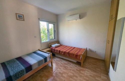 Paphos Apartment | Beach Town House, Green Garden, 2 bedrooms, 2 bathrooms