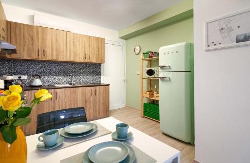 Potamos tis Germasogeias House | Beach Walk - Central, Cool, Cute, Convenient