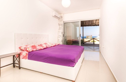 Kyrenia District Apartment | Beautiful Apartment with an Amazing View