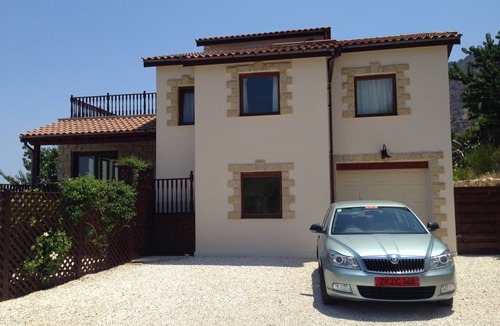 Pachyammos Villa | BEAUTIFUL HARBOUR VIEW VILLA - DETACHED 3 BED ON 3 FLOORS - POMOS