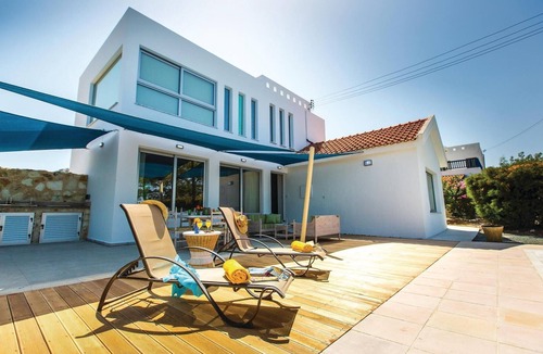 Argaka House | Beautiful home in Argaka with kitchen