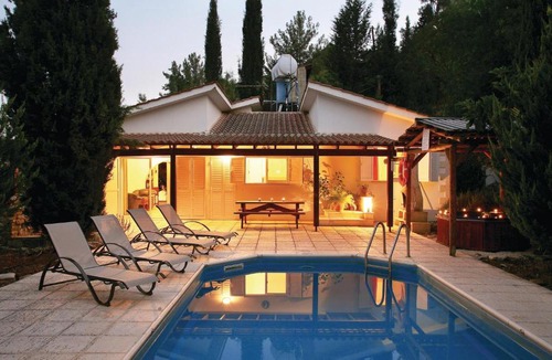 Miliou House | Beautiful home in Miliou Paphos with 2 Bedrooms, Outdoor swimming pool and Swimming pool