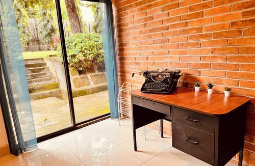 Managua House | Beautiful & Spacious house near everything!