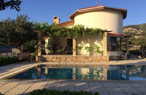 Kyrenia District Villa | Beautiful villa with private garden and pool, set in a peaceful location
