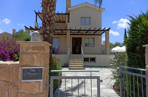 Polis Villa | BF Limni Sandy Beach Villas - Four Bedrooms with Pool & Sauna