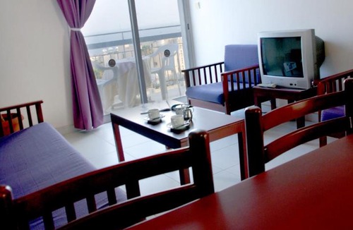 Agios Tychon Apartment | Blue Crane Hotel Apts