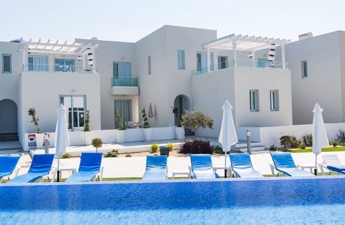 Geroskipou House | Blue Diamond Villa No.3 (Paphos 100 m from the beach)