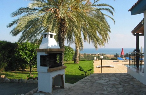 Pegeia House | Bungalow, en-suite, sea view, Coral Bay, pool, walking distance, parking