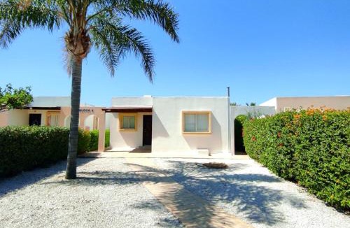 Latchi House | Bungalow Sea Paradise - Beachfront Escape with Sea View