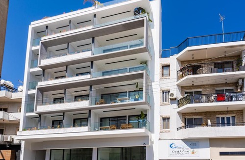 Larnaca City Centre Apartment | C-Side Deluxe Studios with Balconies in Finikoudes