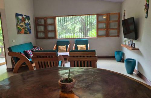 Santa Cruz House | Casa Andrew - Cozy Island Home