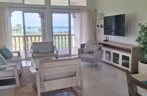 San Diego Apartment | Casa Bellavista - 2BR Beachview Villa by Veritas Pacifica