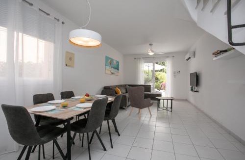 Universal House | Casa Del Sol - Iris Village Universal Paphos, 2BD