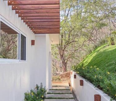 San Juan del Sur Villa | Casa Deriva - Modern 3 Bedroom AC with Pool