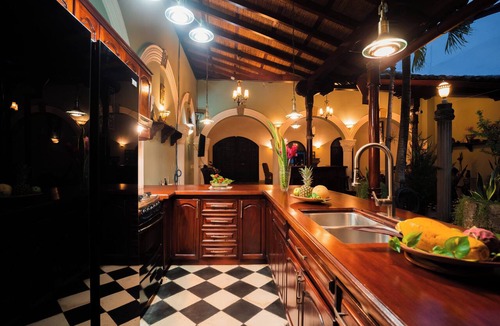 Granada House | CASA DON CARLOS STUNNING SPANISH COLONIAL HOME – GRANADA, NICARAGUA