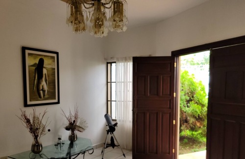 Managua House | Casa Entera con Alberca en las Colinas Managua, Apta Para Familias