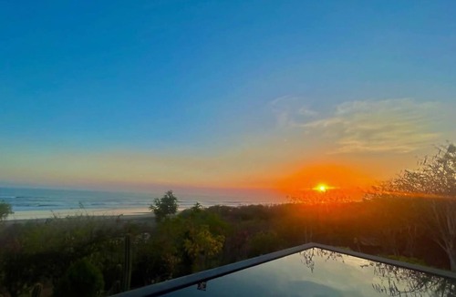 Carazo Villa | Casa Manta Ray, Unique Oceanfront home!
