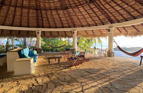 El Transito House | Casa Marazul - Beachfront House With Gorgeous Pool and Huge Rancho