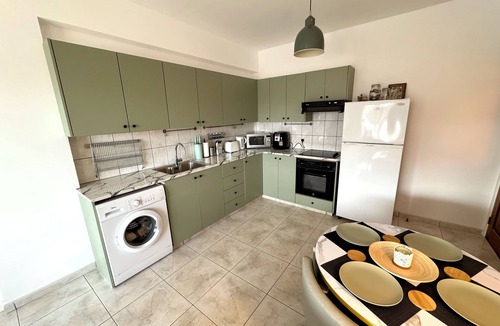 Pervolia Apartment | Casa Sea Breeze - A newly refurbished 2-bedroom apartment in Perivolia, Larnaca