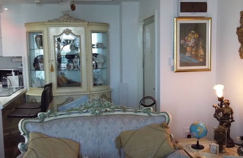 Kyrenia Apartment | CENTRAL HOTEL STYLE FLAT ALL MOD CONS