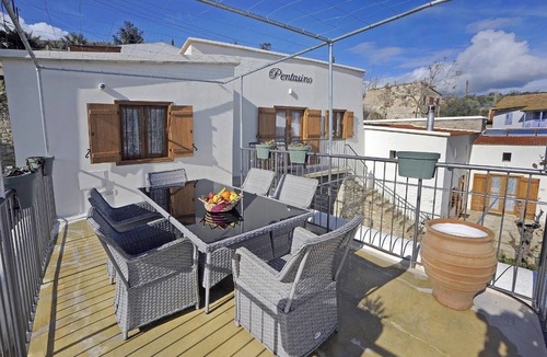 Agios Theodoros Cabin | Charming Luxury Studio Suite