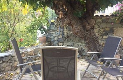 Karaman Cottage | Charming 2 bedroom cottage in the heart of Karmi village