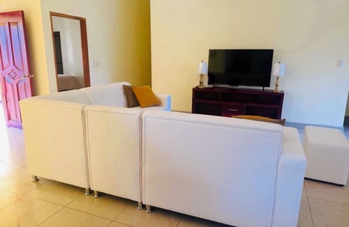 Tola House | Charming house 25 minutes from the beach
