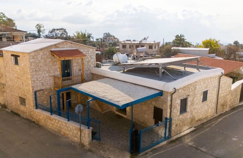 Peristerona Cottage | Charming Two-Bedroom Stone Cottage in the Heart of a Tranquil Cypriot Village