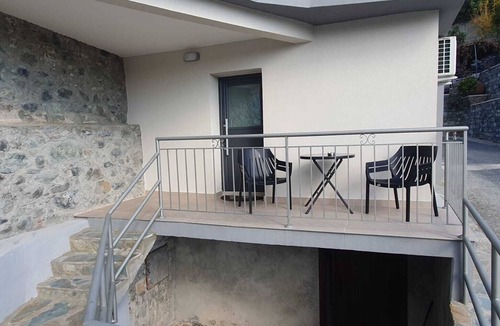 Pelentri Apartment | Chic Elegance Meets Village Gem