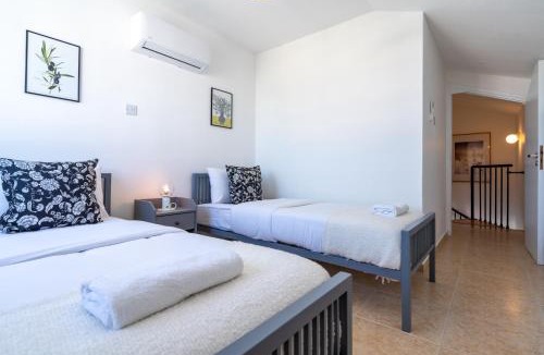 Skala Apartment | Chloris 3- Bedroom Apartment W/Pool in Larnaca