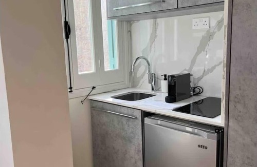 Nicosia Apartment | City Centre Luxury & Fully Renovated Apartment n2