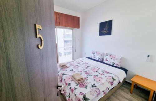 Larnaca City Centre House | CityCenter Rooms Next to the Beach