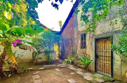 Granada Villa | Classical room in Granda